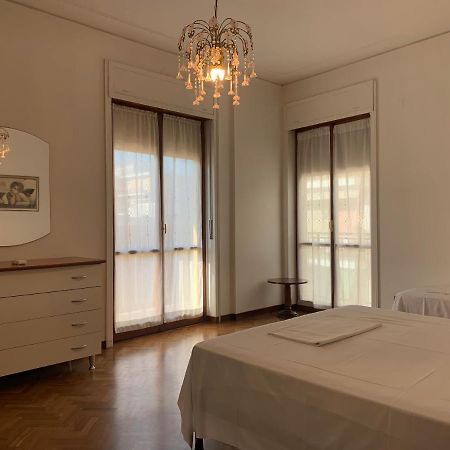 Spazioso Appartamento In Centro Citta San Benedetto del Tronto Dış mekan fotoğraf